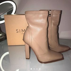 SIMMI London New With Box Boots